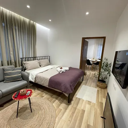 Krista Appartement *