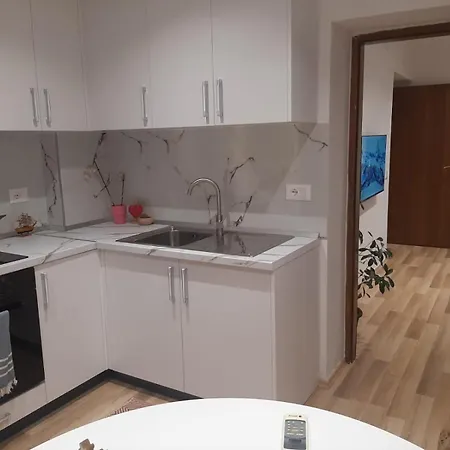 Krista Apartment